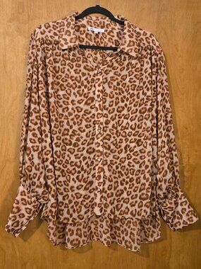 DR2 Blouse Size XL  Brown Leopard Print button down blouse Sheer Flowy High-Low